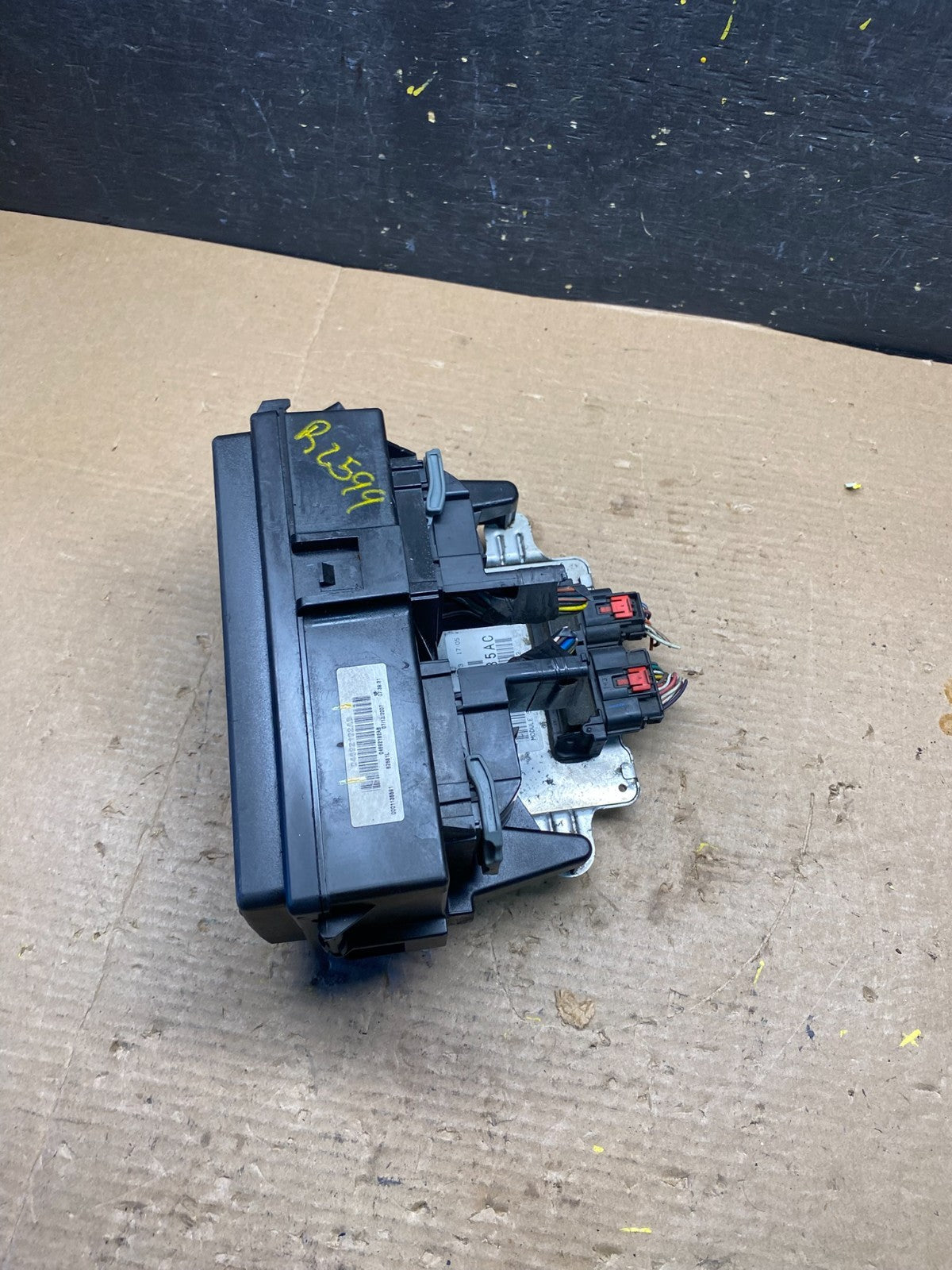 2007 2008 2009 Dodge Durango Fusebox Fuse Box Relay BMC Body Module R2599 DG3