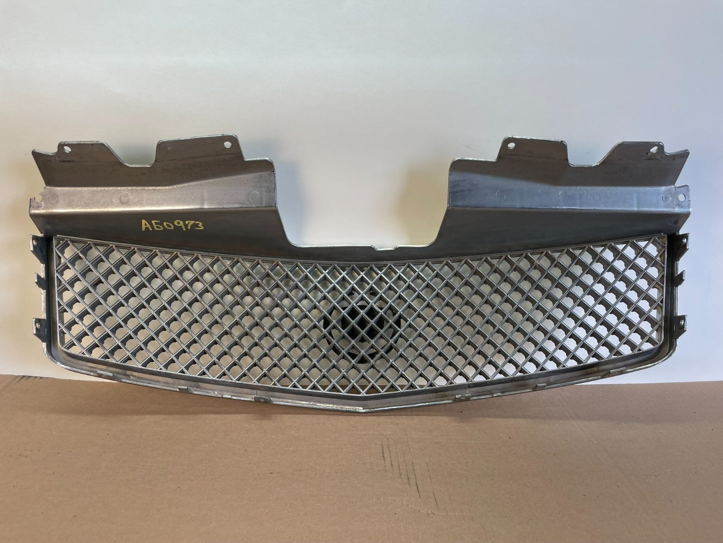 2003 to 2007 Cadillac Cts Front Upper Grill Grille Aftermarket AG0973 DG4