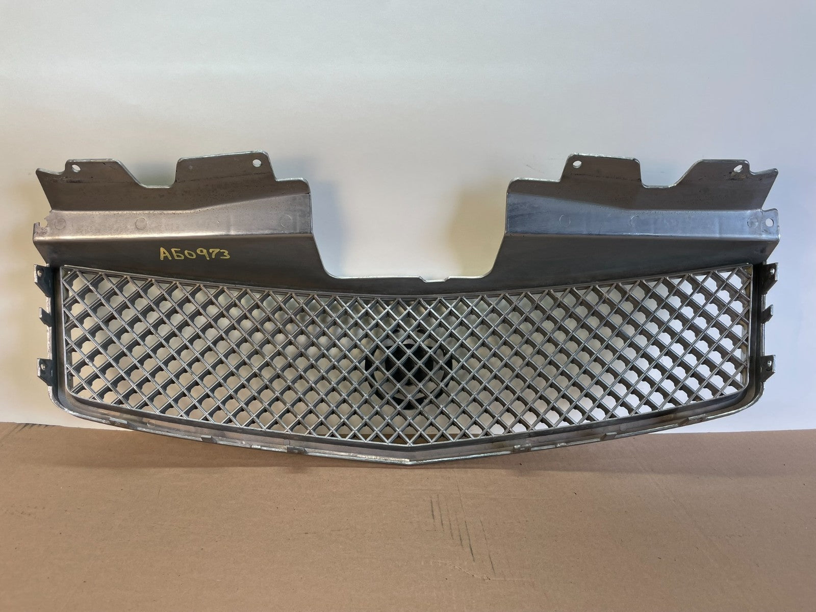2003 to 2007 Cadillac Cts Front Upper Grill Grille Aftermarket AG0973 DG4