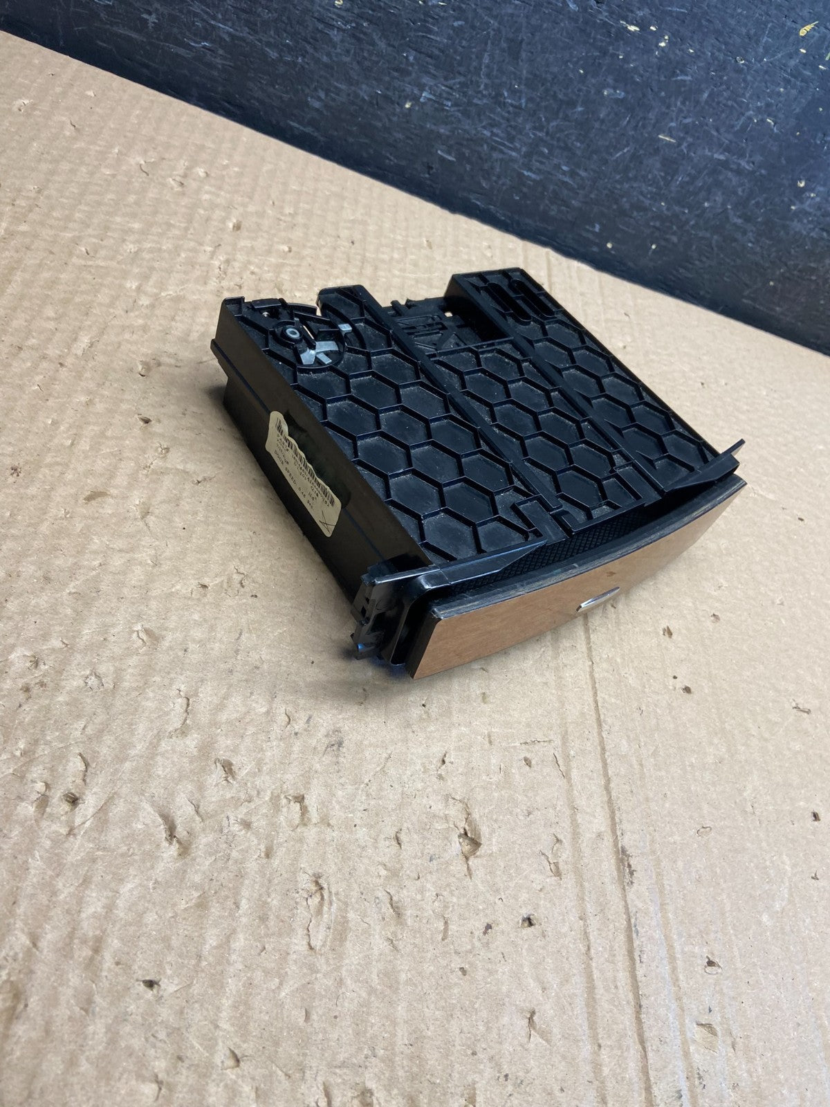 2007-2012 Mercedes GL450 X164 Center Console Ash Tray Compartment AF6338 DG2