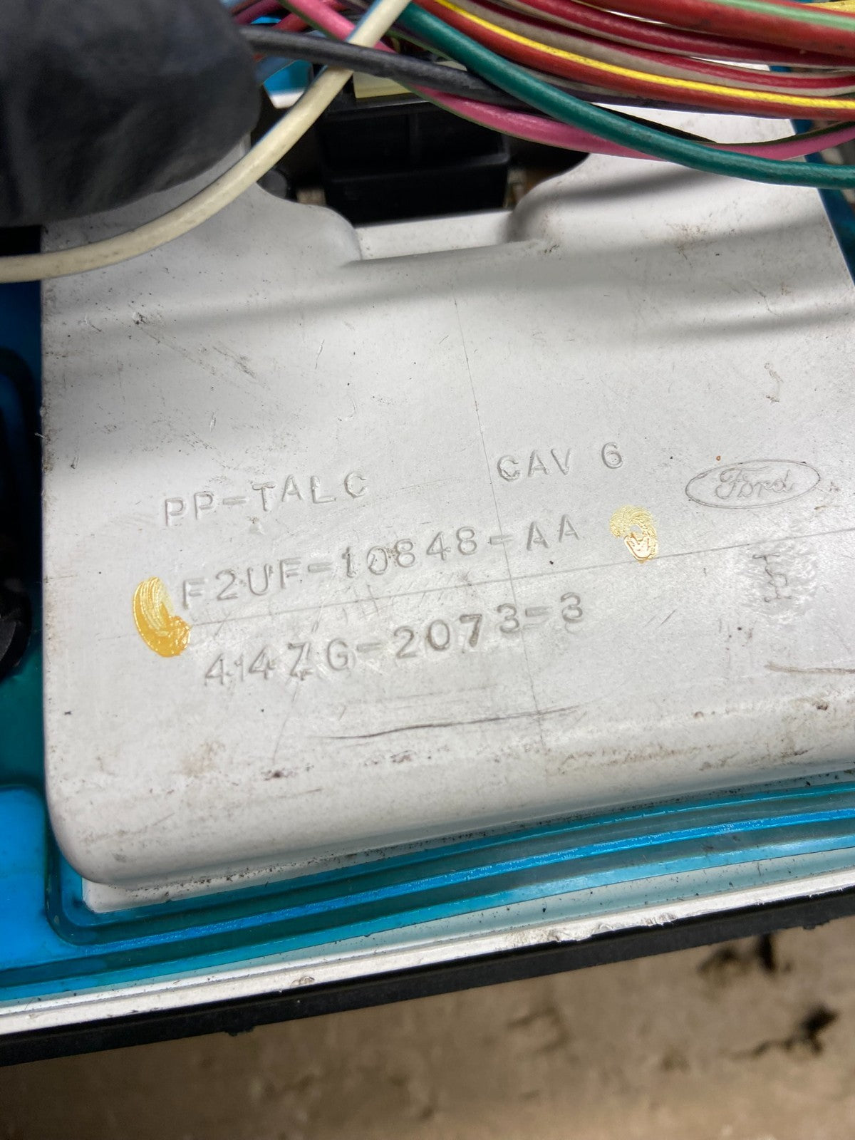 1992 to 1996 Ford E150 Speedometer Cluster AH3928 PS6