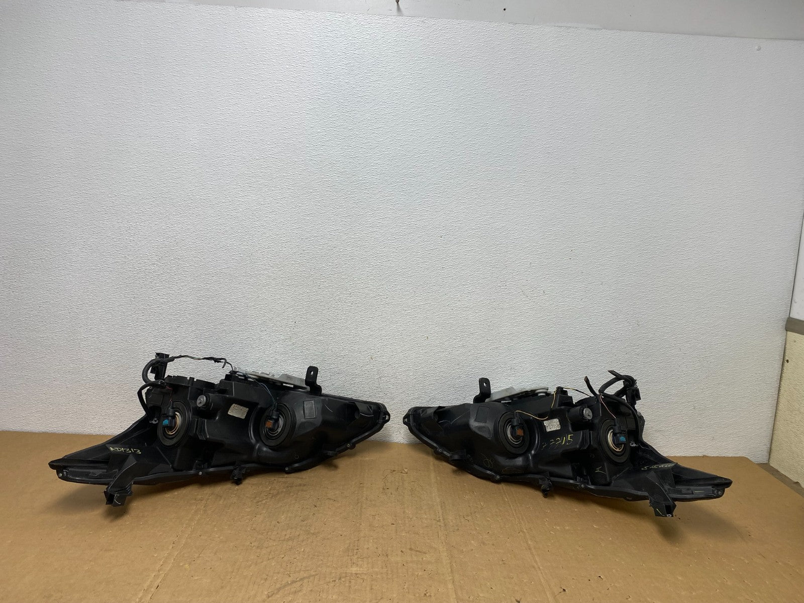 2013 to 2015 Nissan Altima Left+Right Side Set Halogen Headlights AD1313 DW8