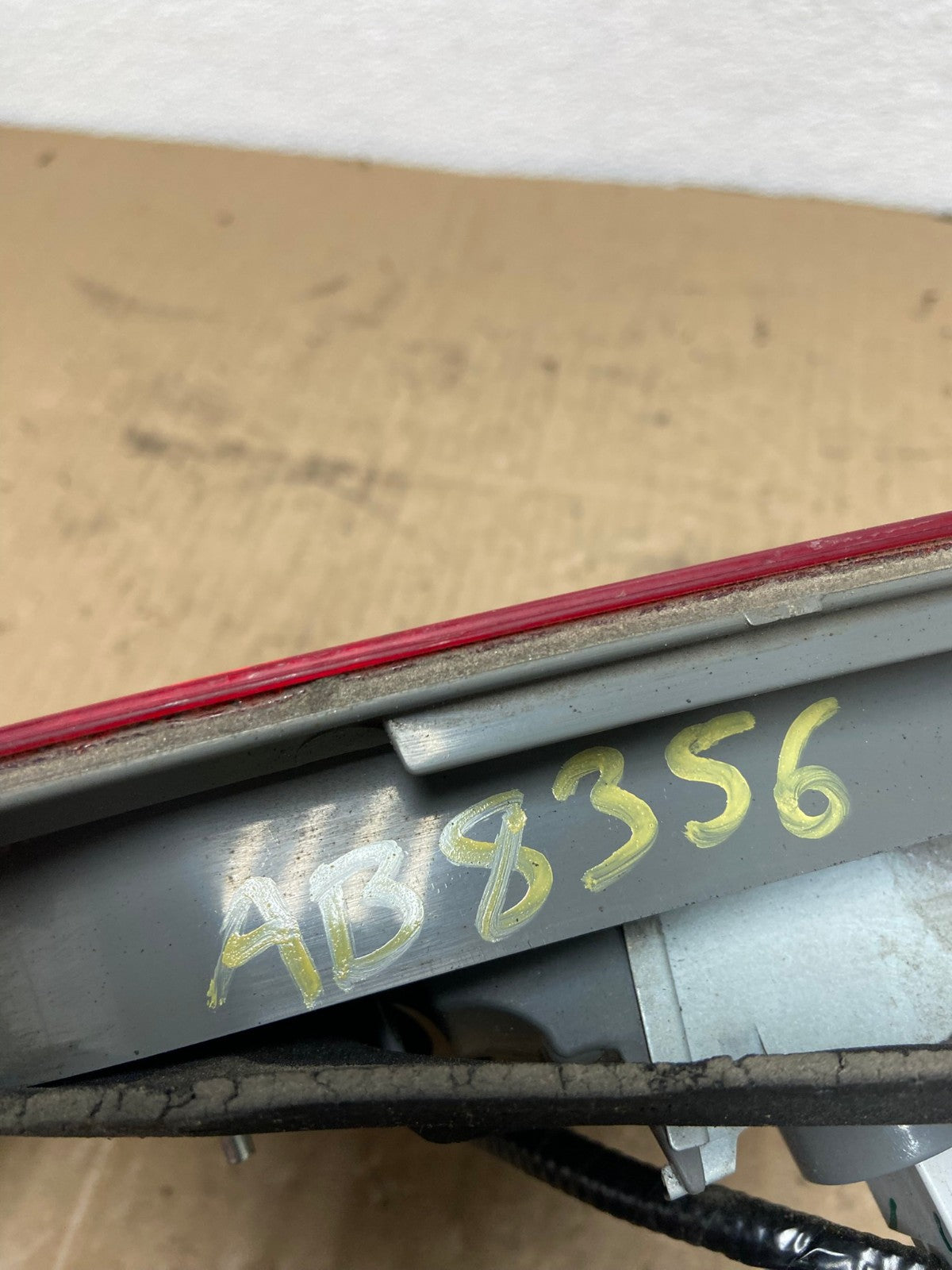 2005 2006 2007 Honda Odyssey Inner Left Driver Lh Tail Light AB8356 LK7