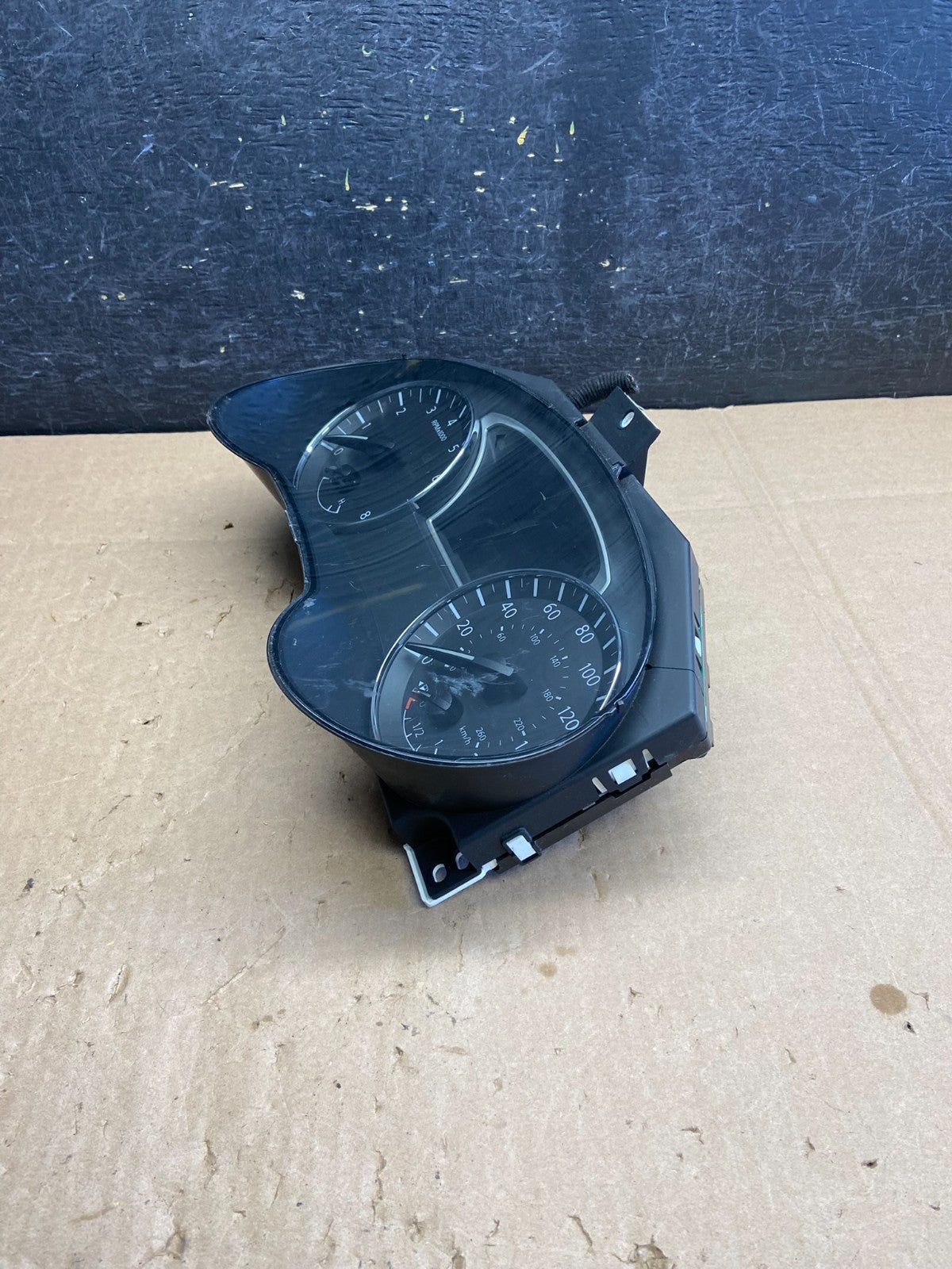 2017 Nissan Pathfinder Speedometer Cluster Gauge AI6410 DW2