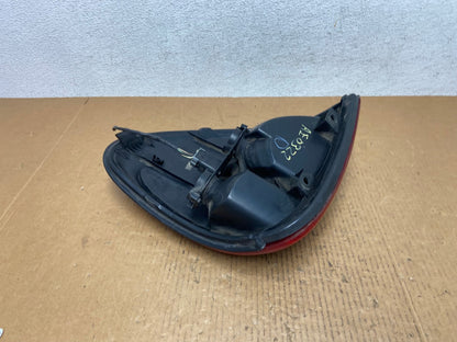 2004 to 2007 Dodge Grand Caravan Left Driver Lh Tail Light AE0322 LK5