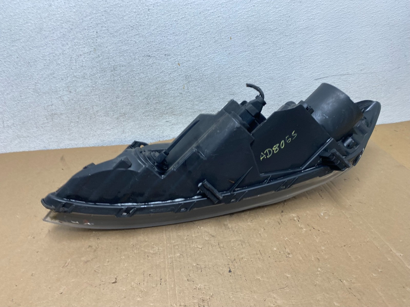 2011-2013 Kia Optima Right Passenger RH Side Headlight Halogen AD8065 DW8