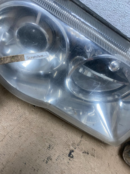 2005 to 2010 Chrysler 300C Left+Right Side Xenon Headlights AF4646 DW3