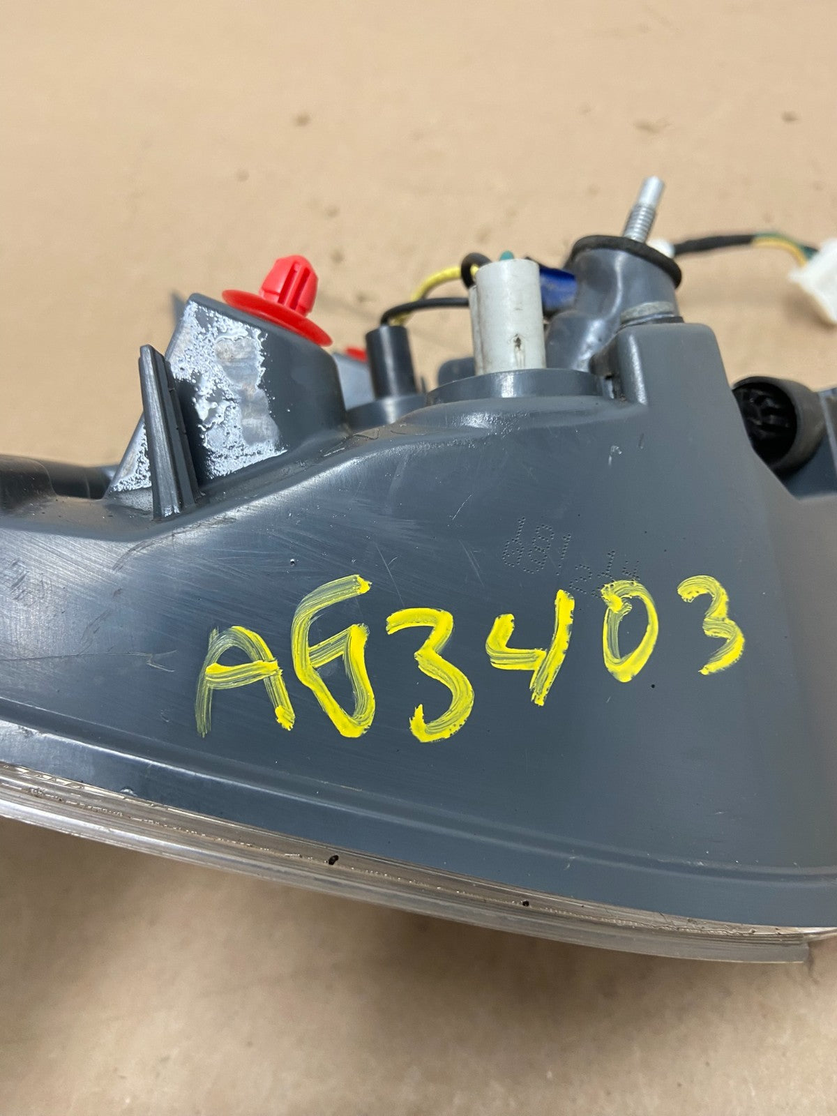 2014-2016 Nissan Rogue Right Passenger Side Tail Light Inner AG34037