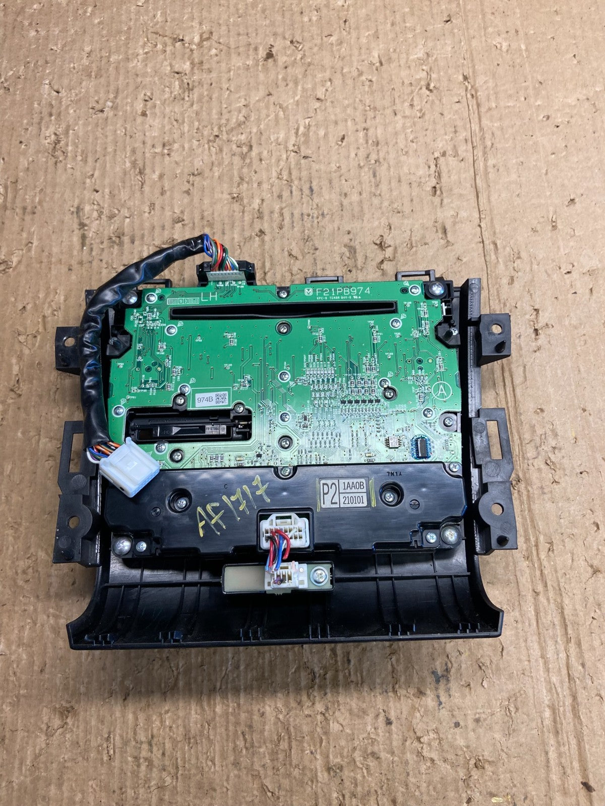 2009 - 2010 Nissan Murano AM FM Radio CD Climate Control Panel AF1717 DG3