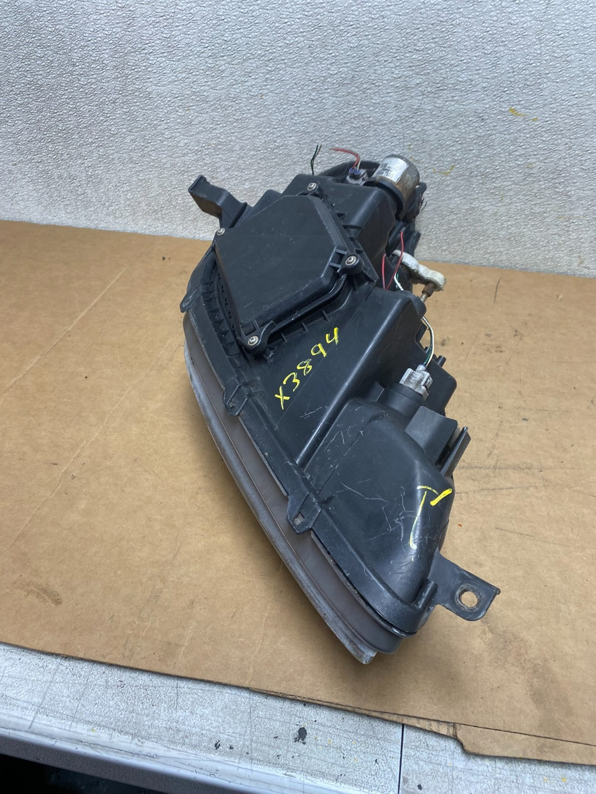 2002-2004 Lexus Es300 Es330 Left Driver Lh Headlight Xenon HID X3894 DW11