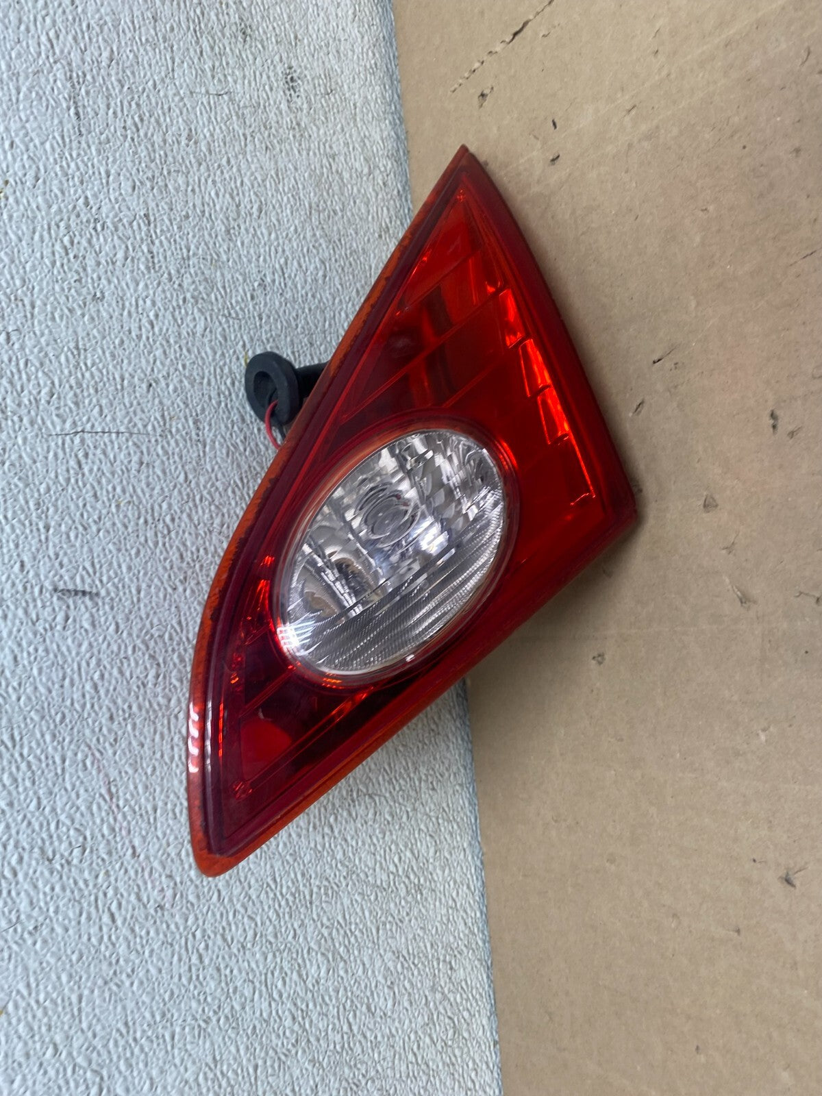 2009 2010 Nissan Murano Right Passenger Rh Side Inner Tail Light Oem J1499 DW0
