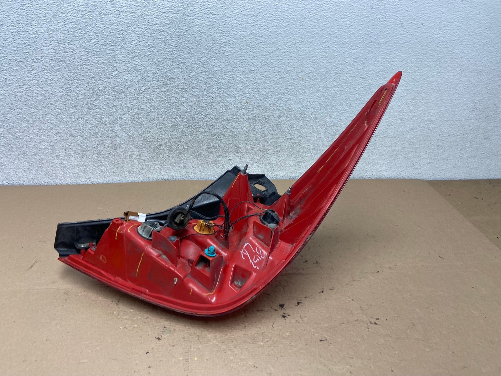 2007 - 2012 Nissan Versa Hatchback Left Driver Side Lh Tail Light AF4857 LK7