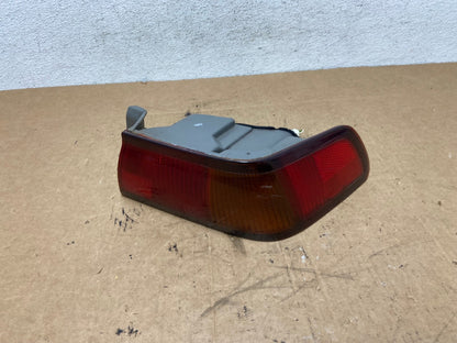 1997 1998 1999 Toyota Camry Tail Light Right Passenger Rh Side AD6378 LK0