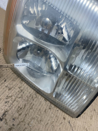 2002-2006 Cadillac Escalade Right Passenger Side Xenon HID Headlight AF72064