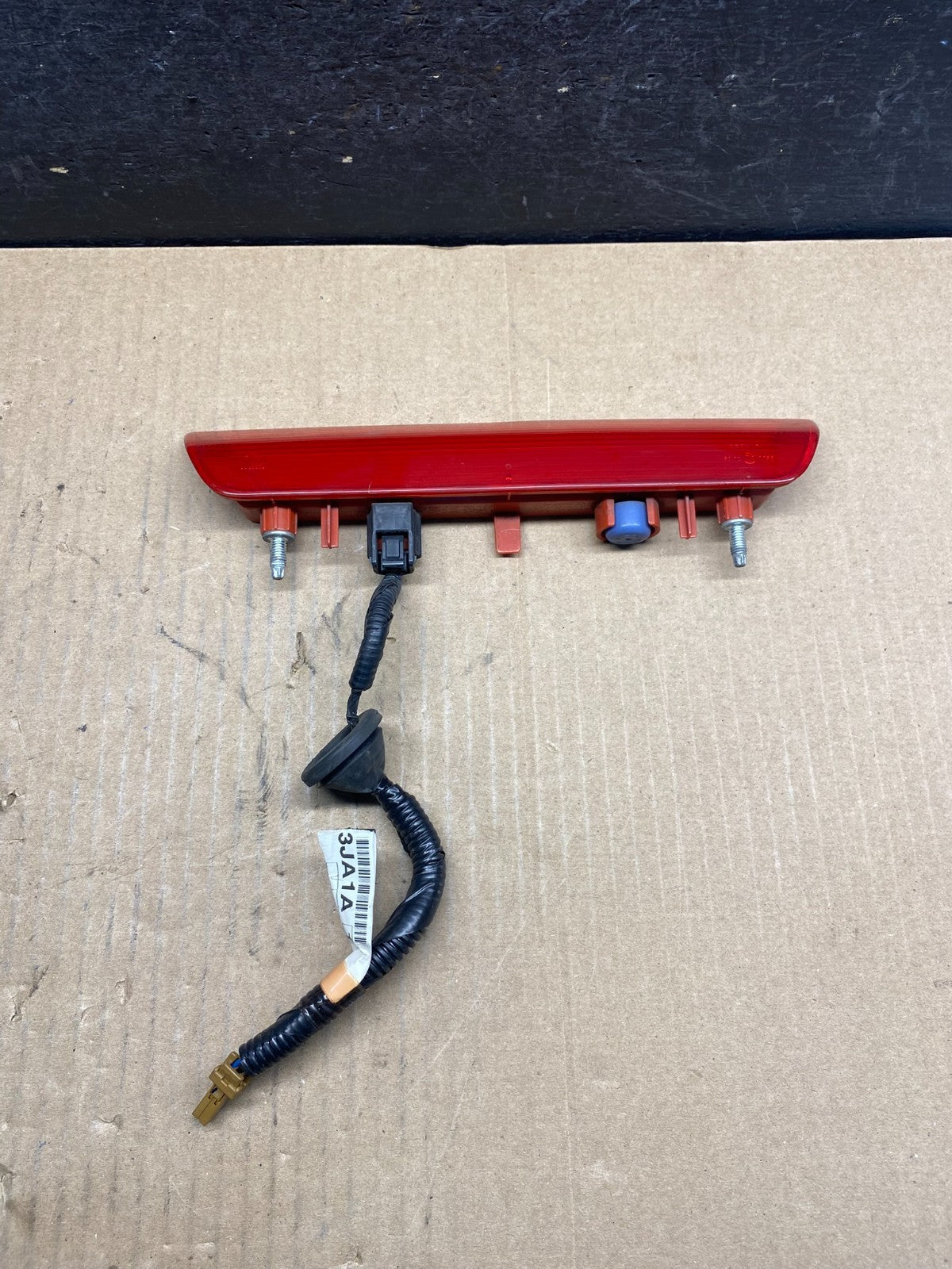 2013 to 2016 Nissan Pathfinder Hight Mount 3rd Brake Light AH17653