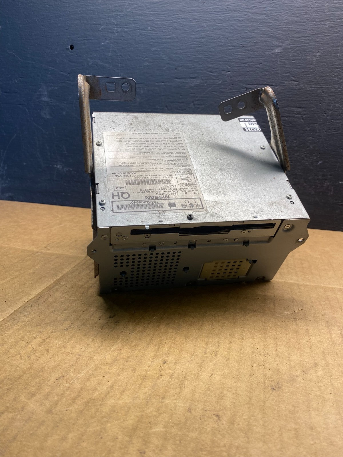 2013 2016 Nissan Pathfinder Radio AM/FM Receiver AD3583 DG0