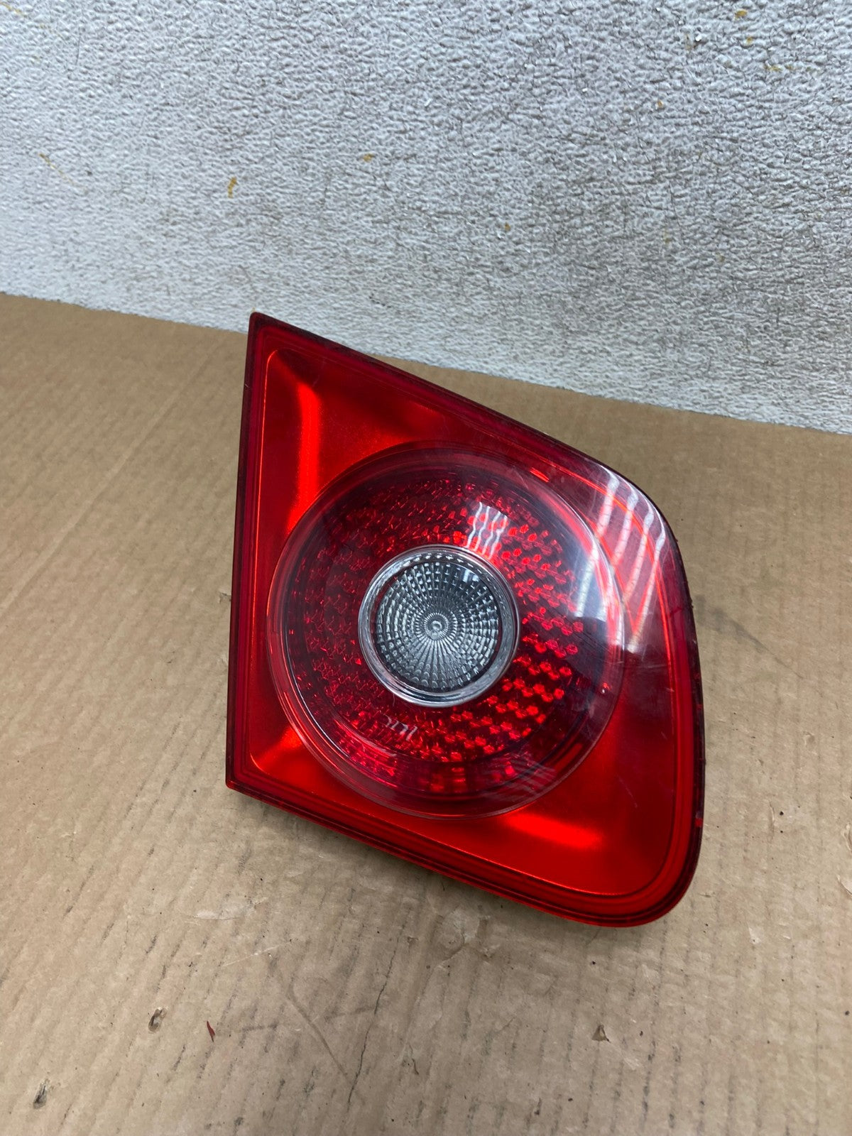 2005 2006 2007 Volkswagen Jetta Left Driver LH Tail Light Inner AI5769 LK0
