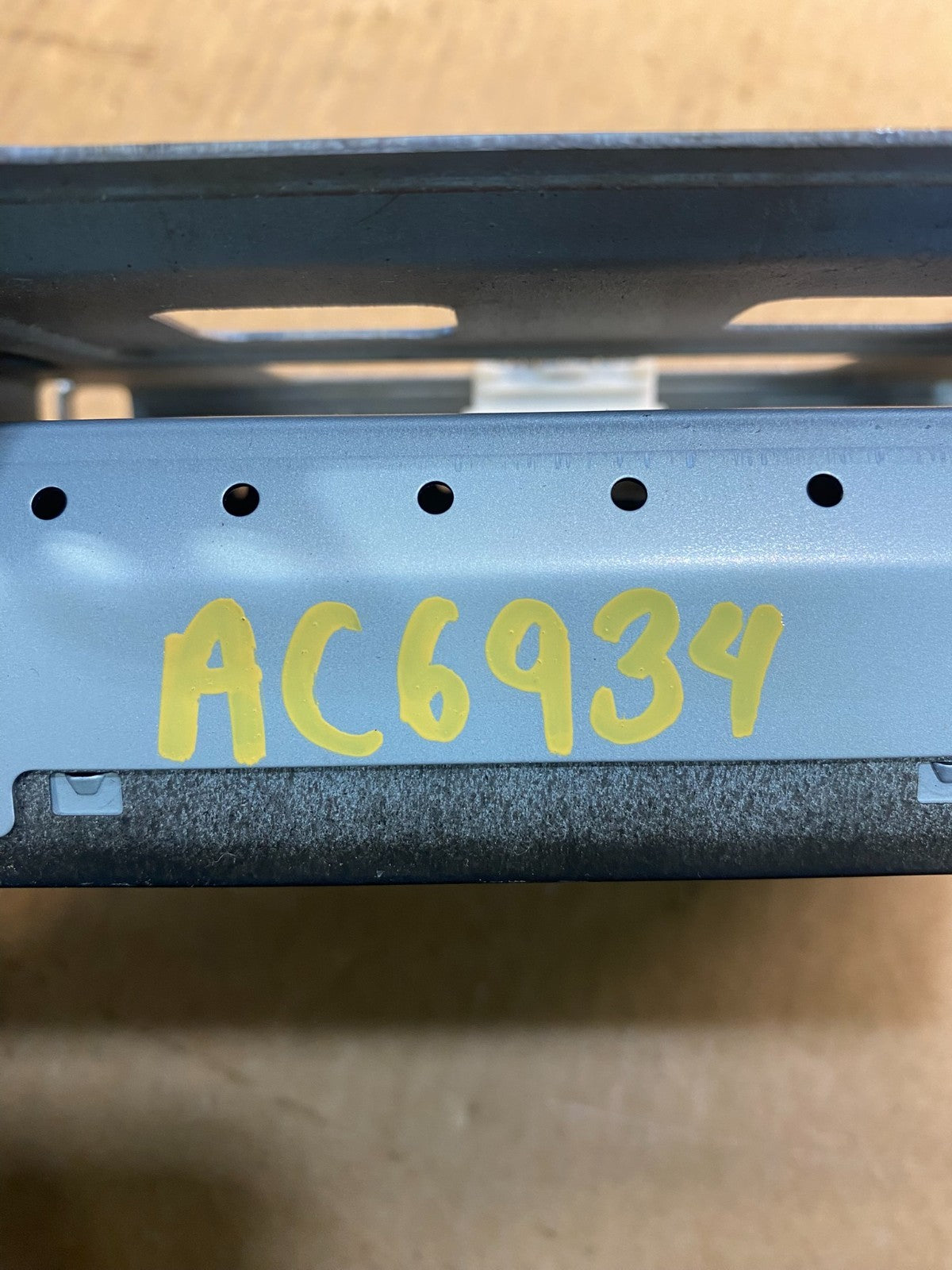 2008 to 2012 Nissan Armada QX56 Display Screen Information AC6934 DG7
