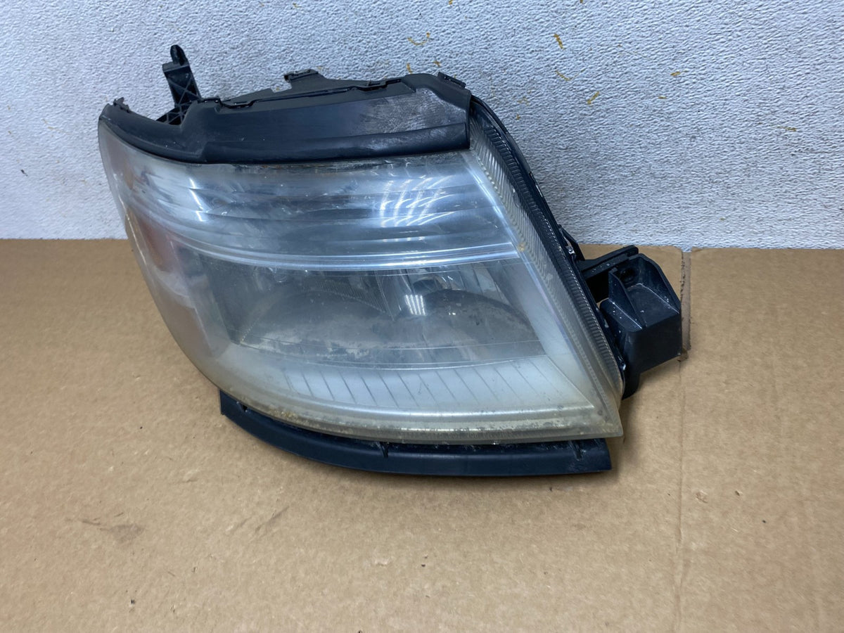 2008 to 2009 Ford Taurus Right Passenger RH Side Halogen Headlight AI2613 DW1