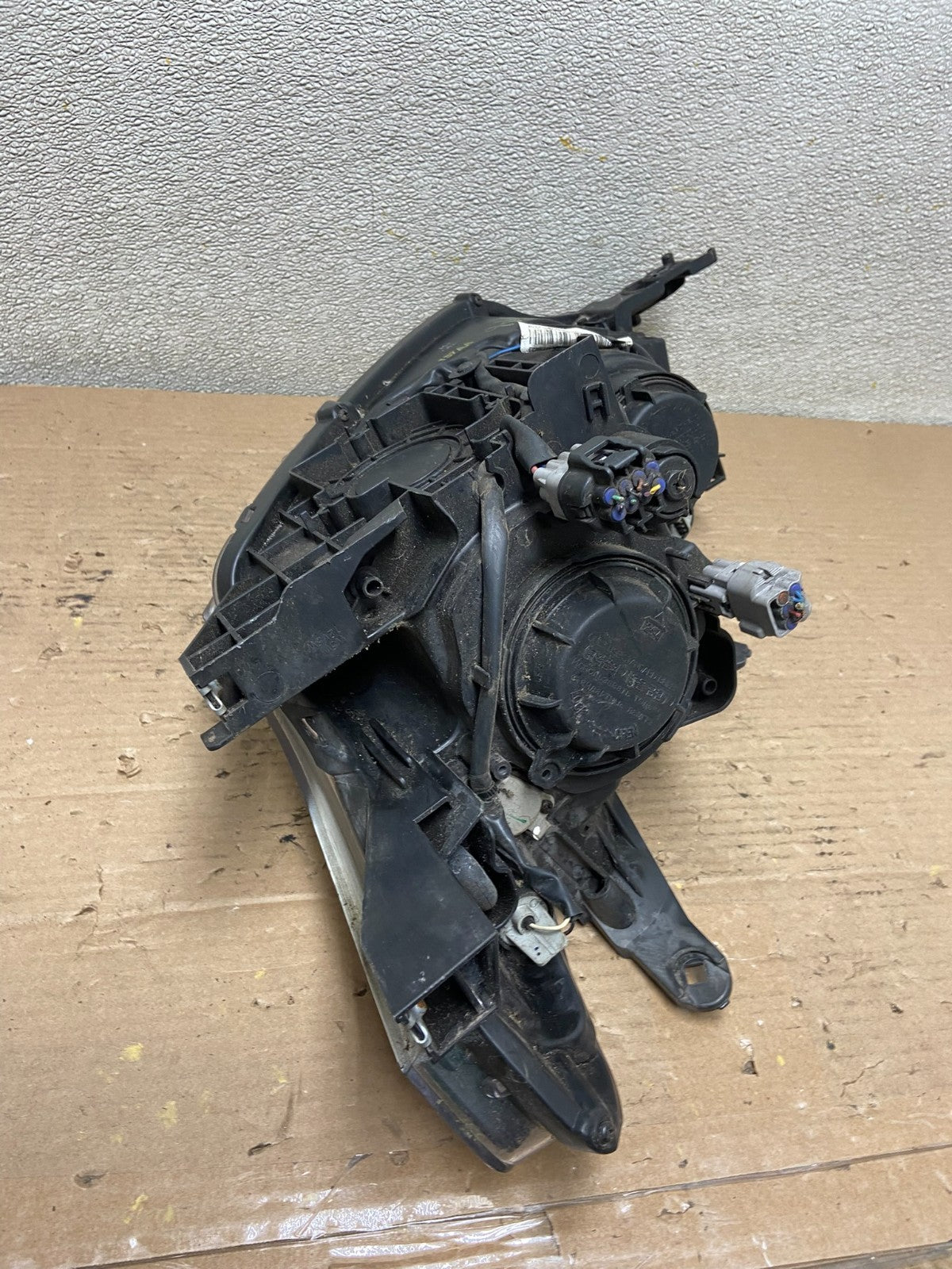 2014-2015 Mitsubishi Outlander Right Passenger Halogen Headlight Oem AA9518 DW5