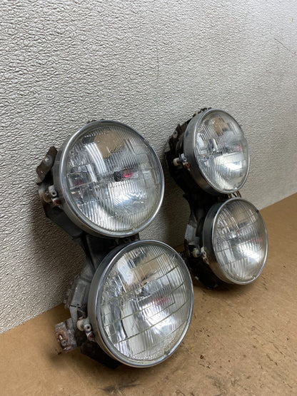 Mercedes 220SE 280SE W111 W108 W109 W112 Headlights Left+Right Z92152