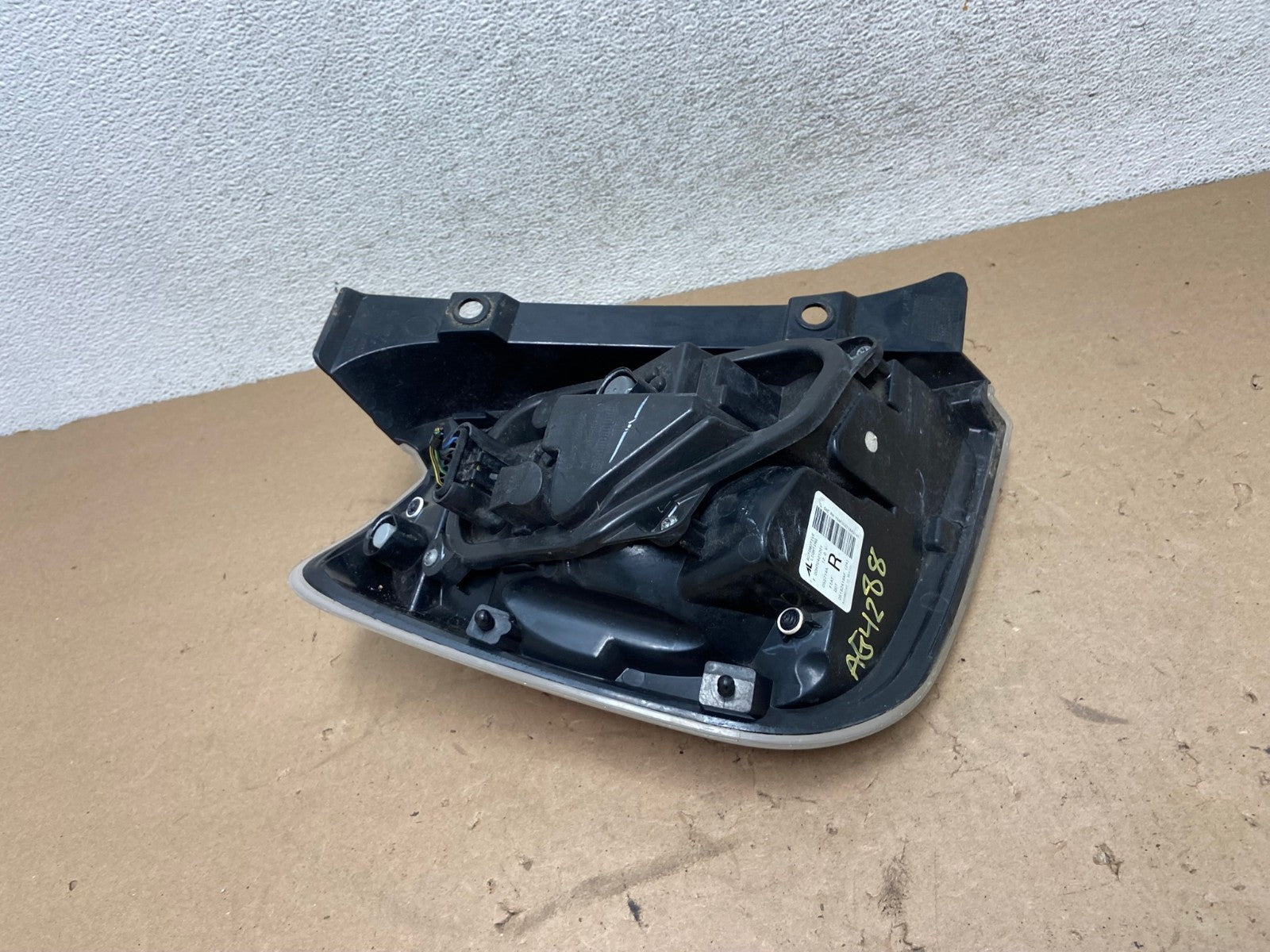 2012-2017 Fiat 500 Right Passenger RH Side Tail Light AG4288 LK5