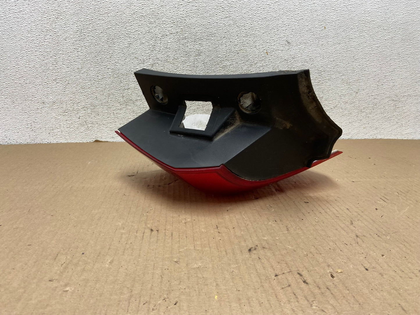 2010 to 2017 GMC Terrain Halogen Right Passenger Rh Side Tail Light AG7935 LK5