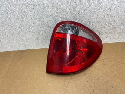 2004 - 2007 Dodge Grand Caravan Right Passenger Side Tail Light AE3107 LK2