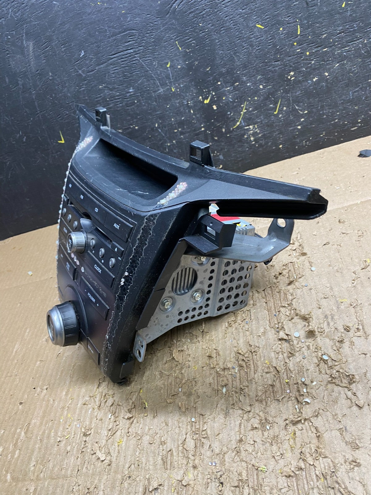 2011 to 2013 Honda Odyssey Radio AM/FM Control Panel V7668 DG4