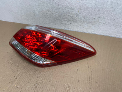 2011 - 2014 Nissan Murano Right Passenger Side RH Tail Light AE9772 LK1