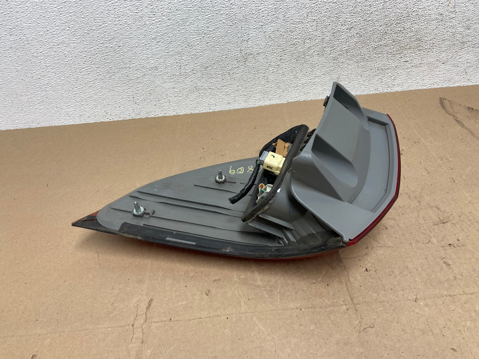 2006 to 2010 Toyota Sienna Left Driver LH Side Tail Light AE6809 LK5