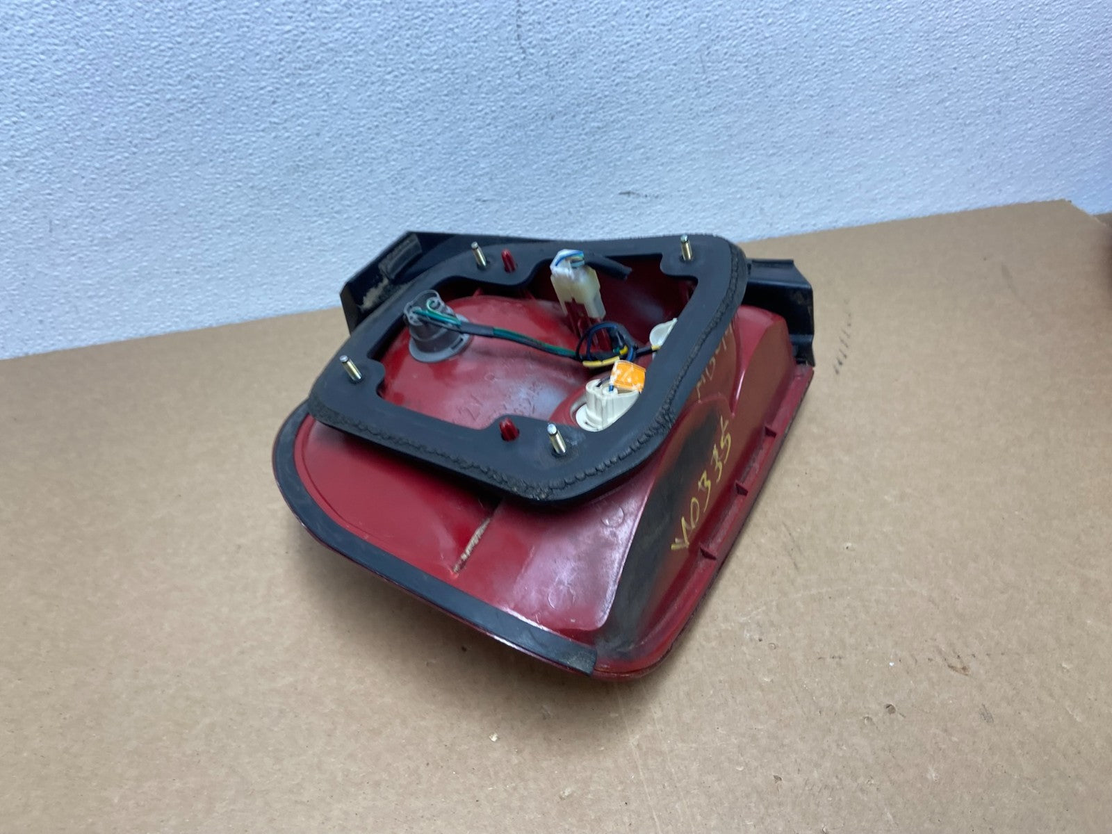 1999 2000 2001 Hyundai Sonata Right Passenger Rh Side Tail Light Oem AB9974 DW5