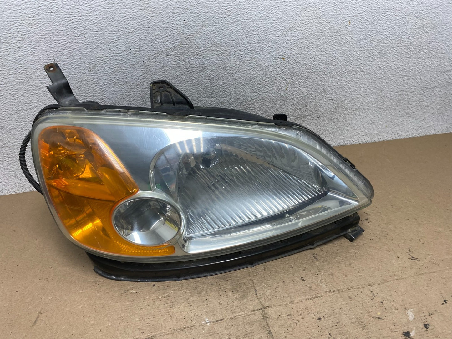 2001 - 2003 Honda Civic Coupe Headlight Halogen Right Passenger Rh AF5139 DW0