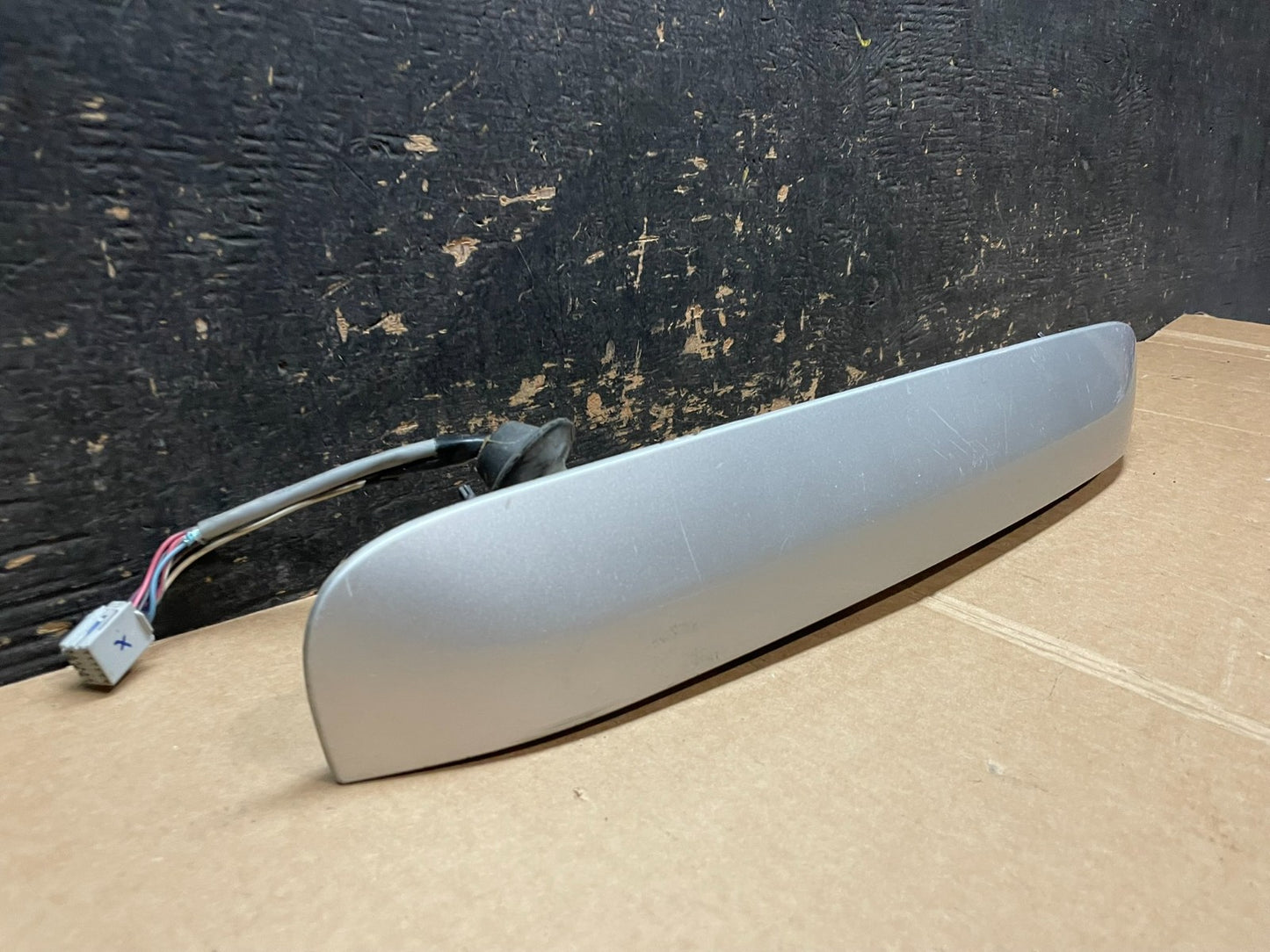 2008-2012 Buick Enclave Trunk Lid Finish Garnish Panel Moulding Camera Z5754 DG1