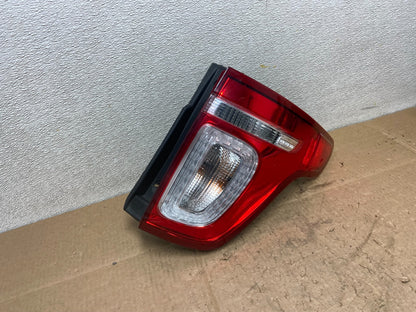 2011-2015 Ford Explorer Police Package Right Passenger Side Tail light Y9147 DW2
