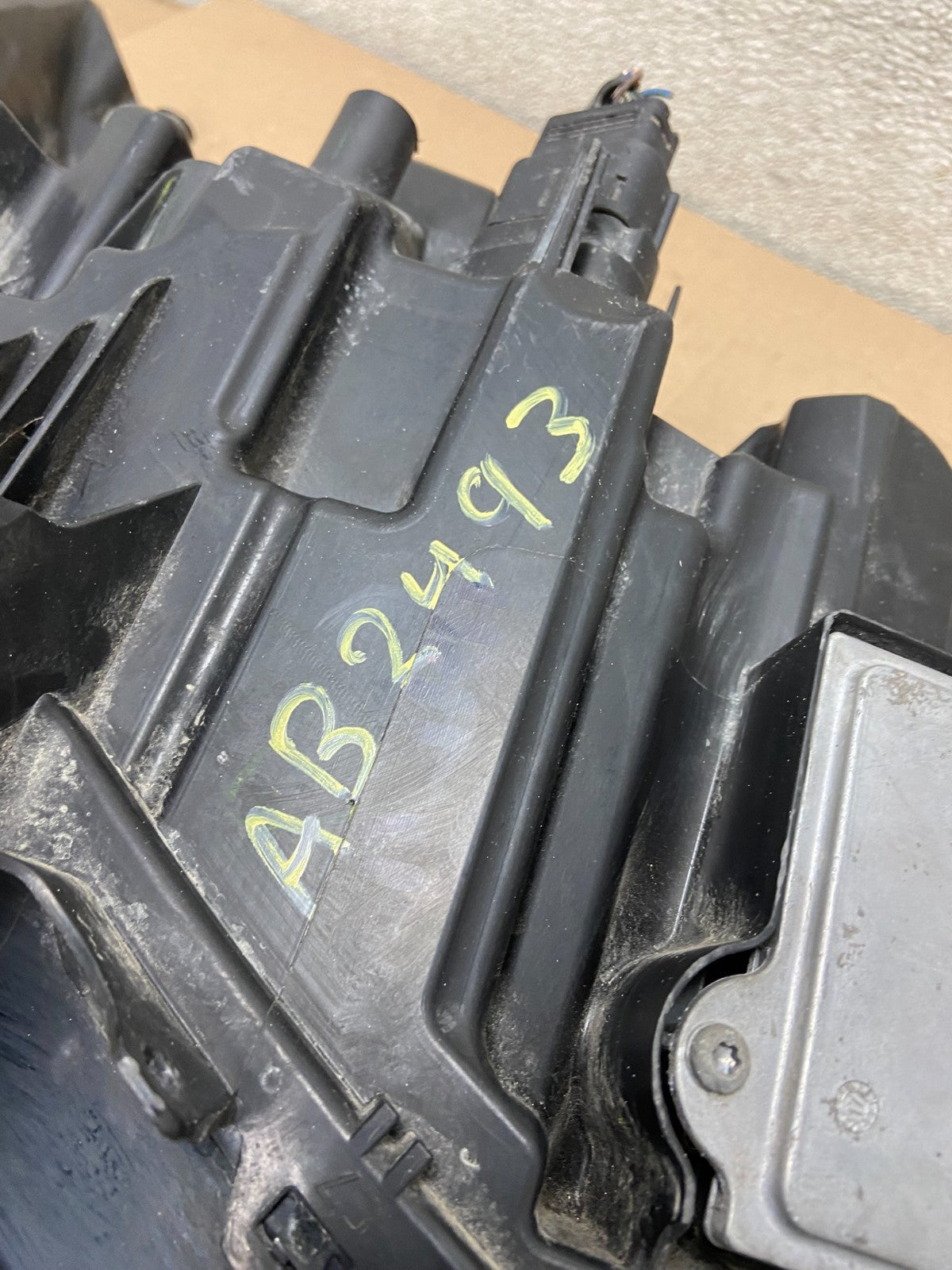 2017 - 2020 Ford Fusion Left Driver LH Side LED XENON Headlight AB2493 DW10