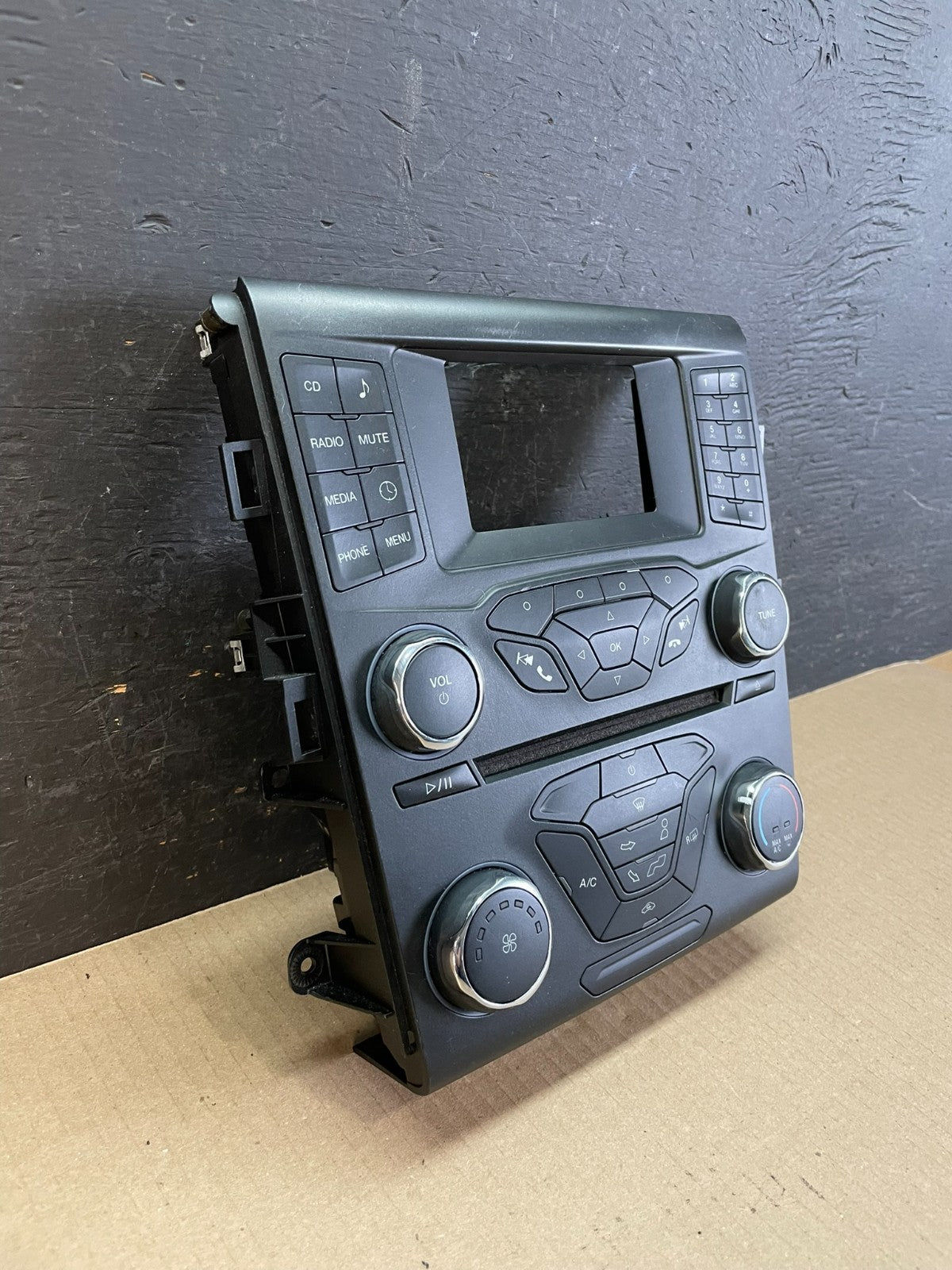 2014-2015 Ford Fusion Center Radio CD Player Screen Climate Control AE3417 DG1