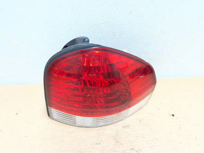 2005 to 2006 Hyundai Santa Fe Right Passenger Rh Side Tail Light AH9550 LK0