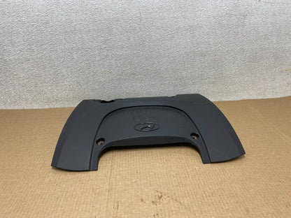 2002 to 2005 Hyundai Sonata 2.4L Engine Trim Cover OEM W3762 DG3