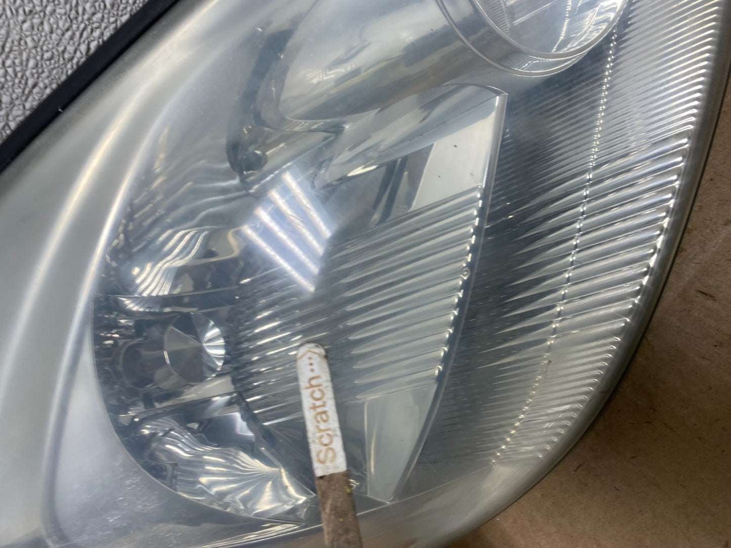 2004 2005 Toyota Sienna Left+Right Set Side Halogen Headlights W2925 DW3