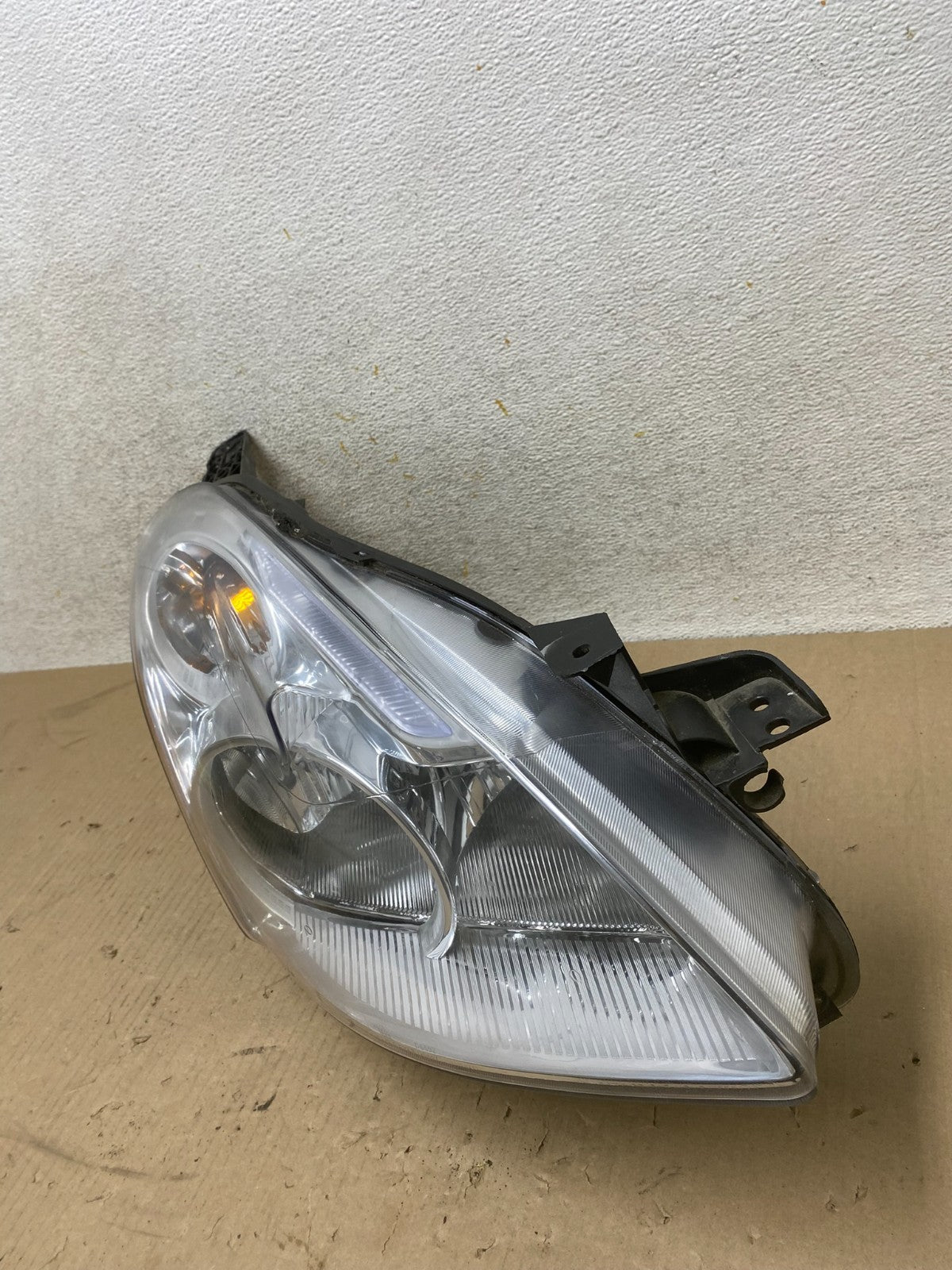 Sedan 2010 2011 2012 Nissan Altima Headlight Right Passenger Rh AH6841 DW1