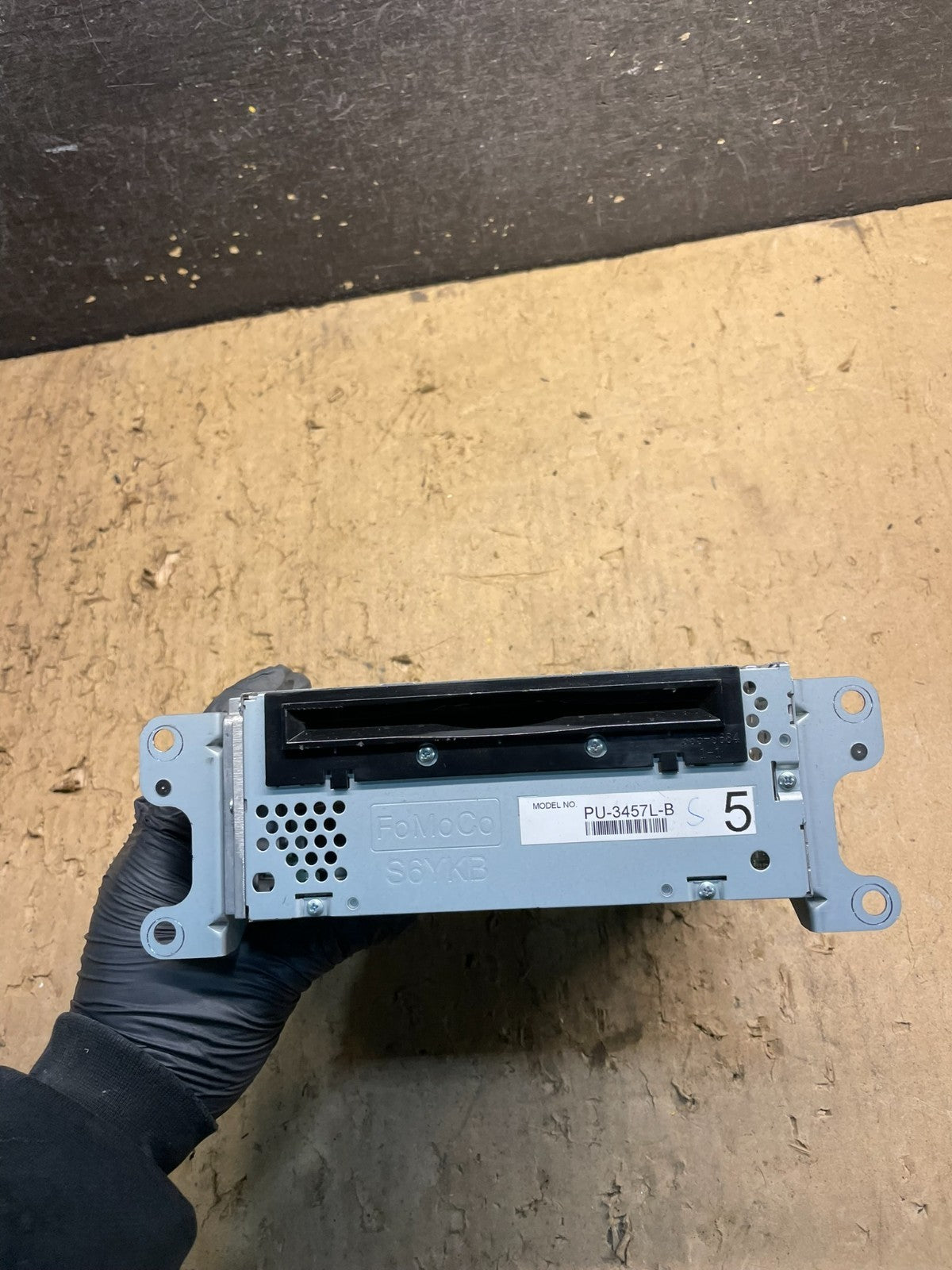 2012 Ford Explorer Audio Equipment Radio Receiver AM FM CD MP3 W6949 DG0