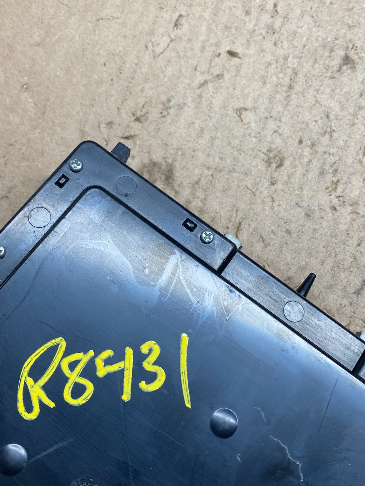 2009-2013 Hyundai Genesis Dash Center Console Storage Trim Bezel Wood R8431 DG8
