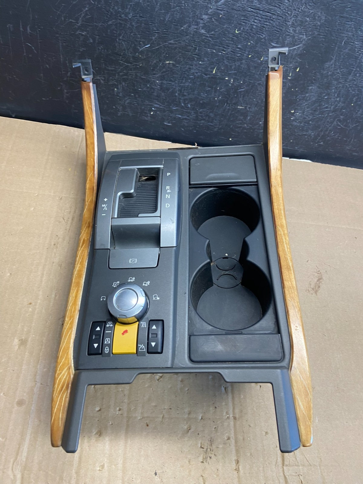 2006-2009 Land Rover Sport Center Console Control Shifter Cup Hol Trim AD7255 DG0