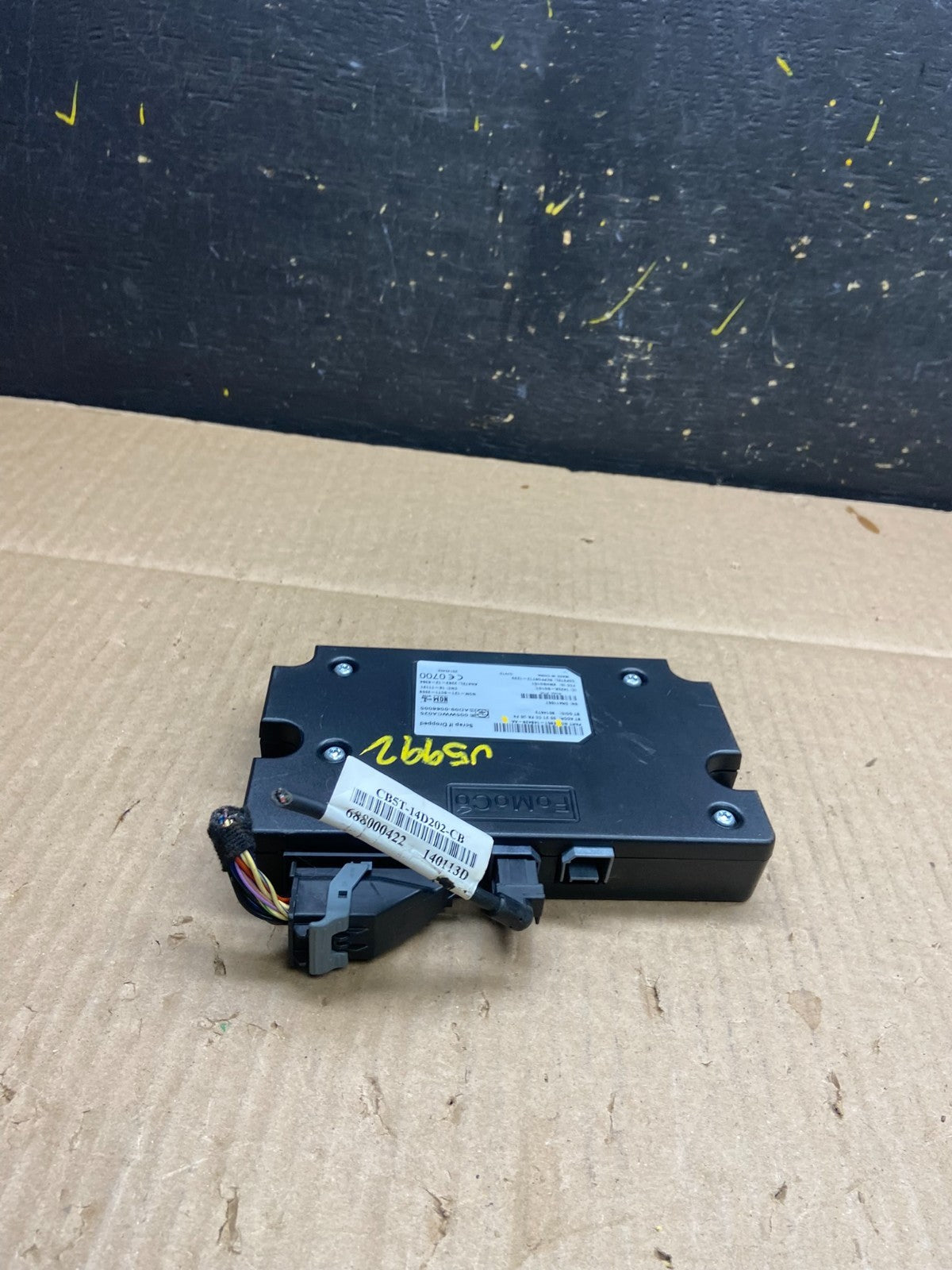 2014 to 2015 Ford Explorer Voice Communication Module eb5t-14b428-a U5992 PS3