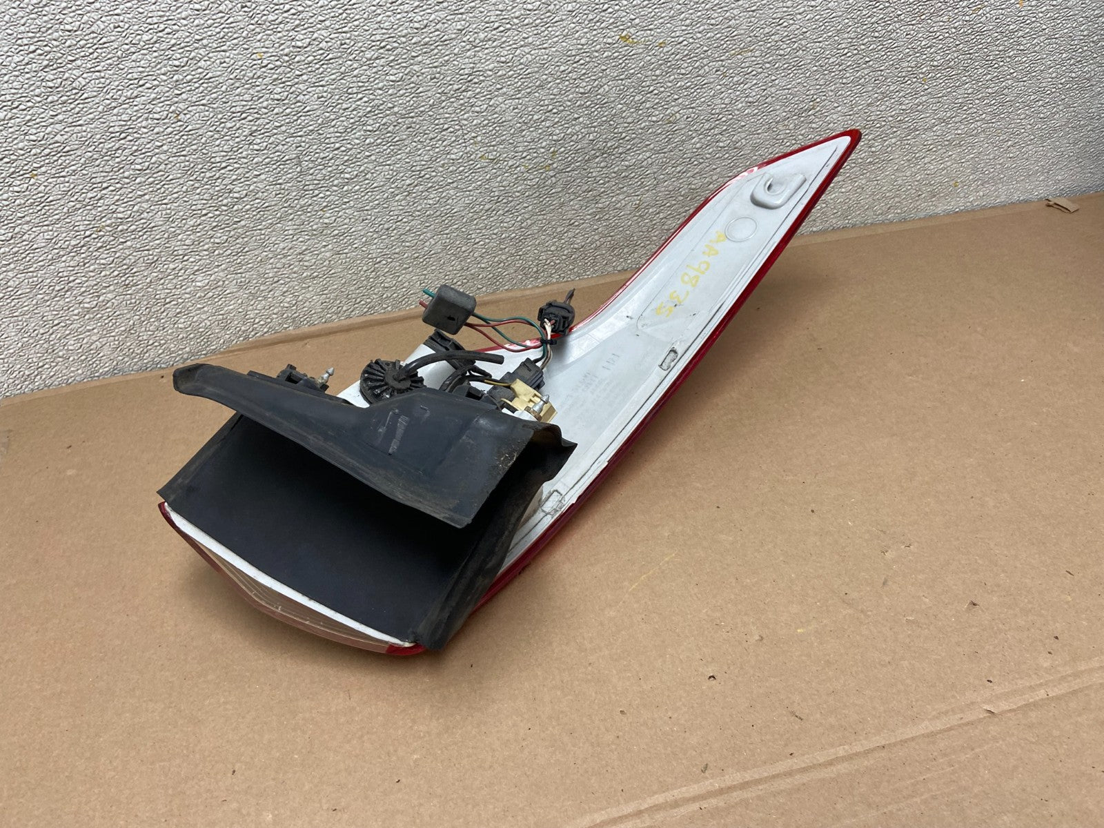 2013 to 2016 Ford Escape Right Passenger RH Side Tail Light Oem AA9835 LK4