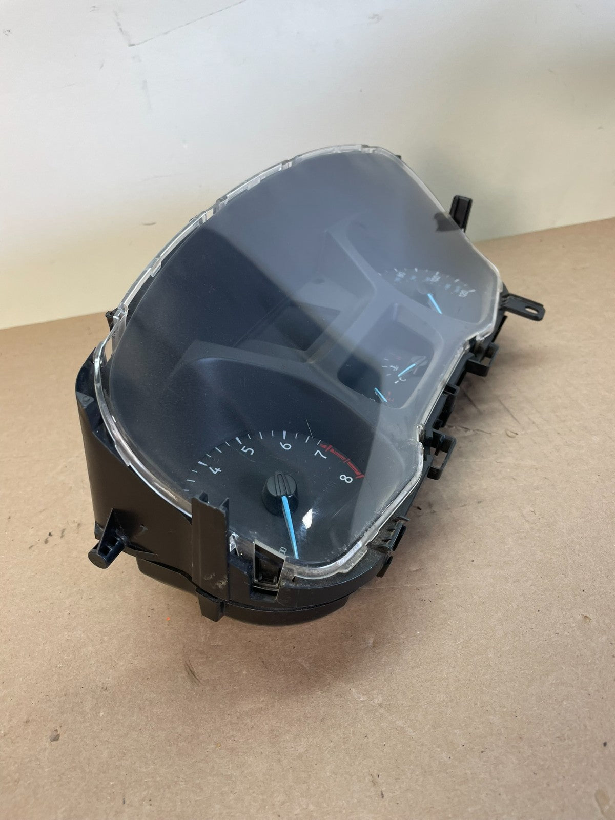 2015 to 2016 Ford Transit 150 Speedometer Cluster Gauge AG1046 DG1