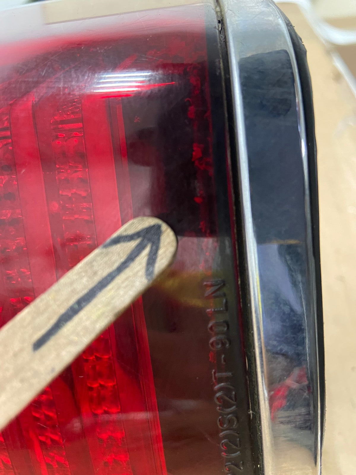 1990 to 1994 Lincoln Town Car Right Passenger RH Side Tail Light AH0602 LK4
