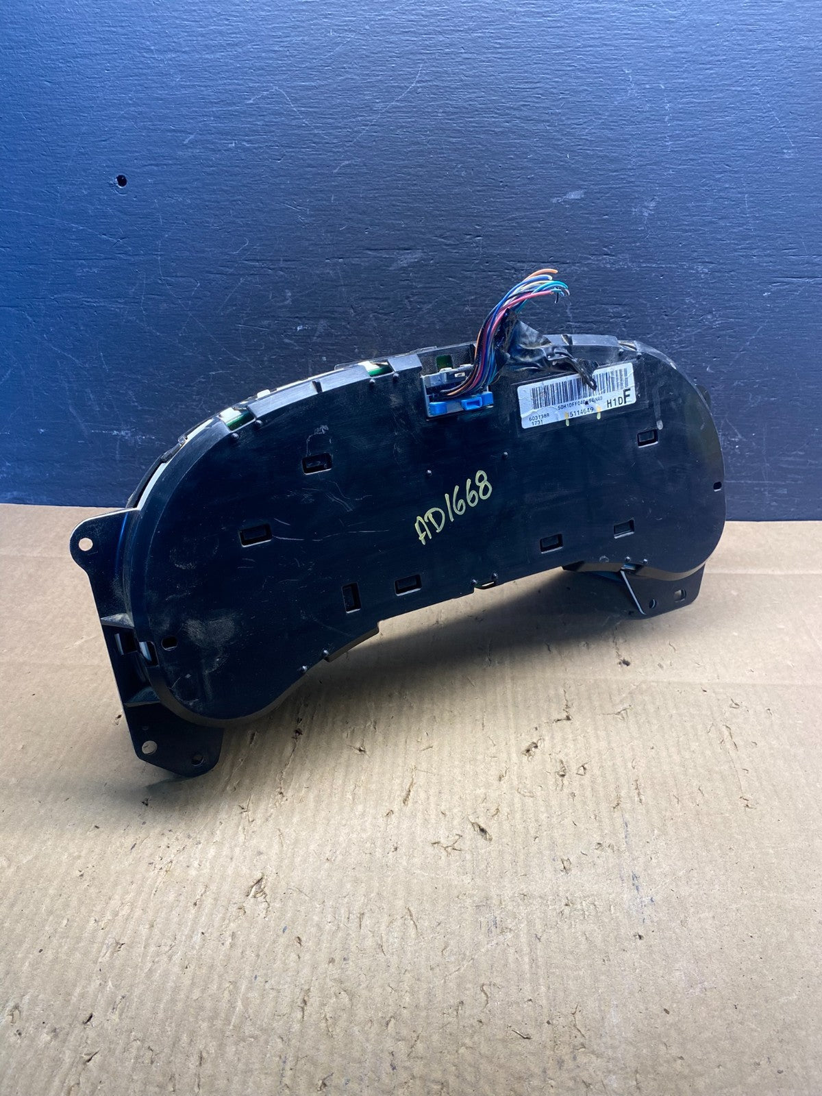 2003 to 2006 Chevrolet Silverado Yukon Cluster Gauge Speedometer AD1668 DG3