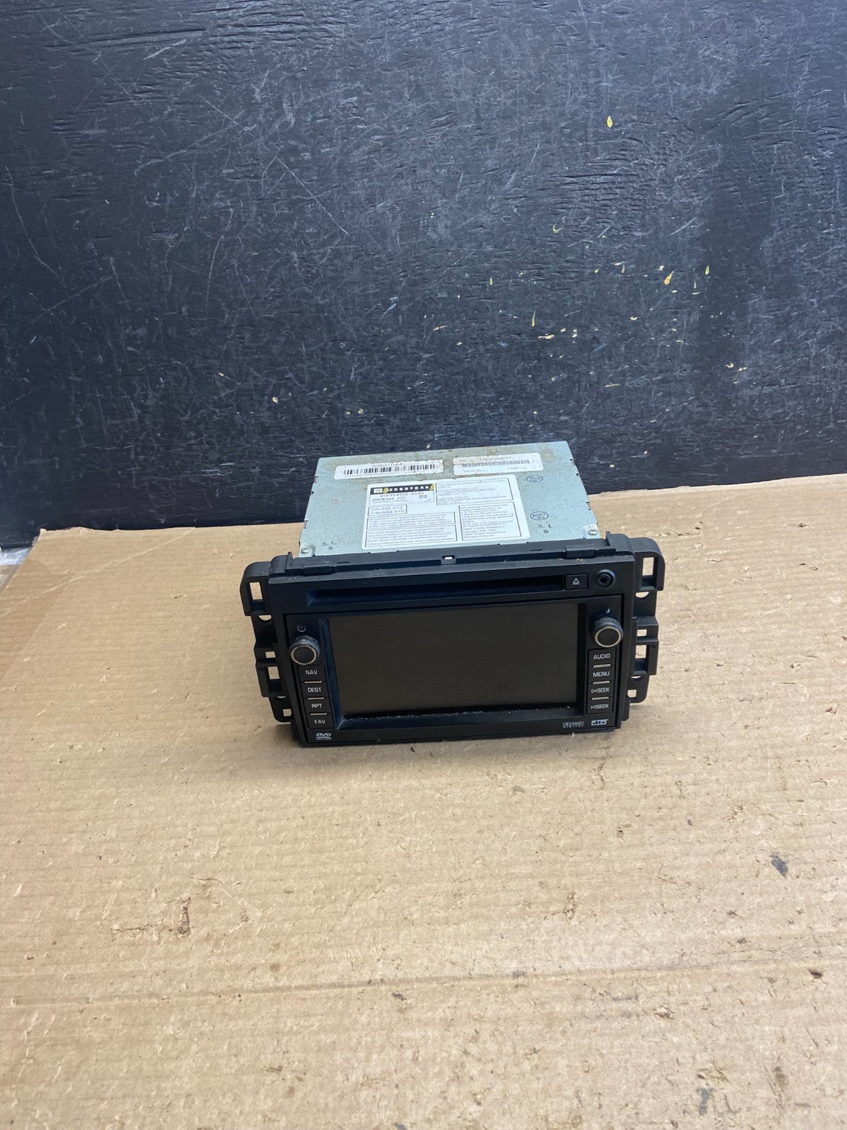 2008-2009 Chevrolet Tahoe AM FM Radio CD Player Screen Aux Bluetooth AH5418 DG0